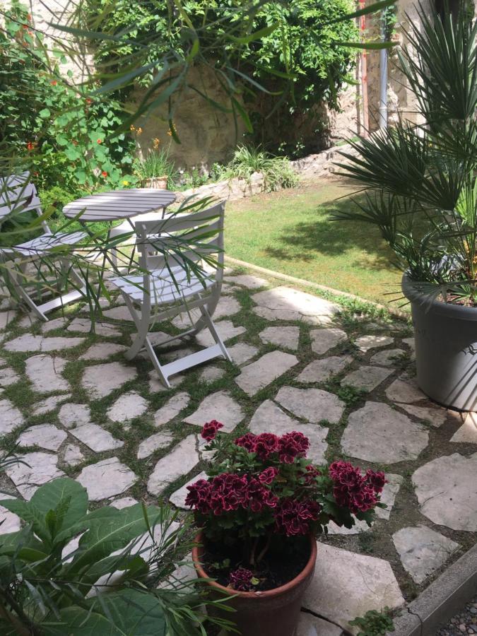 Chambre Sur Jardin Secret - Avignon Centre - Climatisee Экстерьер фото